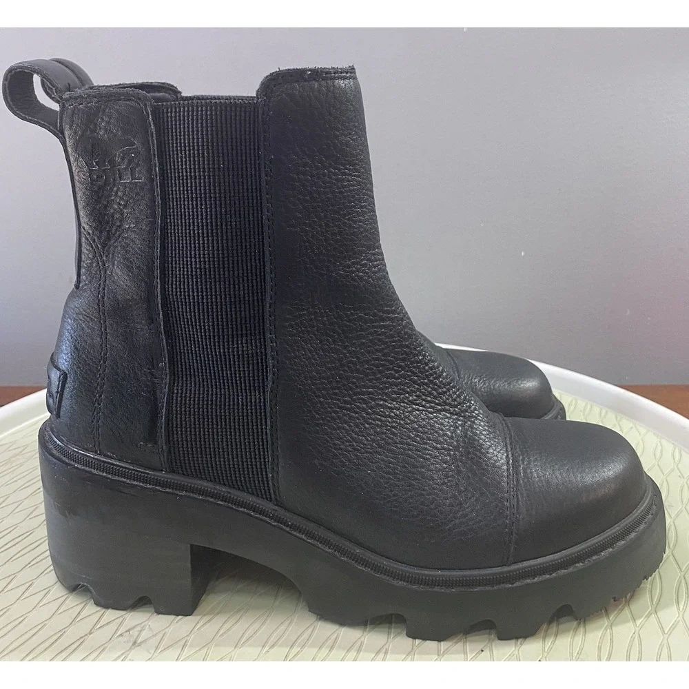 Sorel Joan Now Chelsea Leather Black Pull-on Ankle Combat Boots Lug Sole 8 EUC